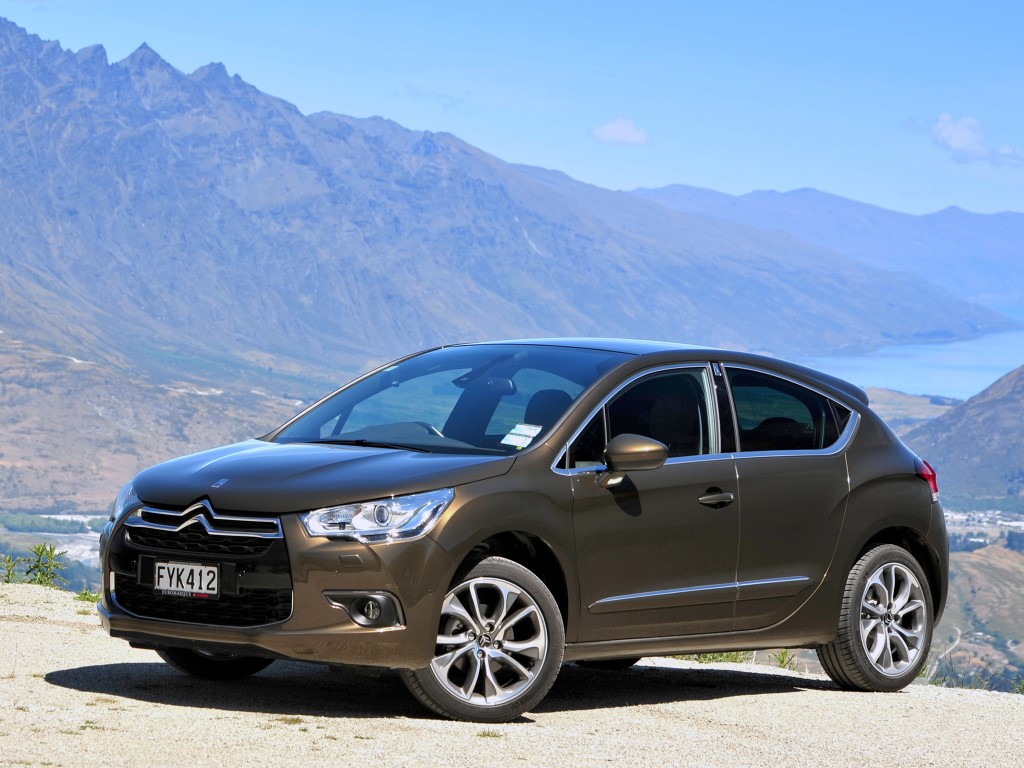 Citroen DS4 2.0 HDi 160 (Automatic)